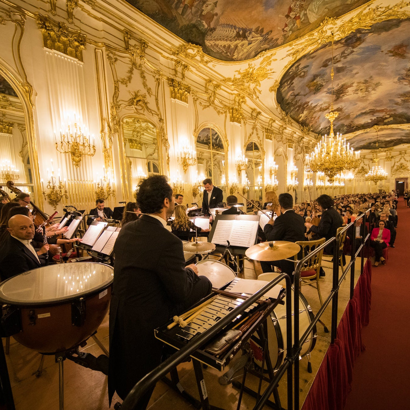 Vienna in all its splendor. 2 days for 2 in a 4-star hotel, a visit, dinner and a concert at Schönbrunn