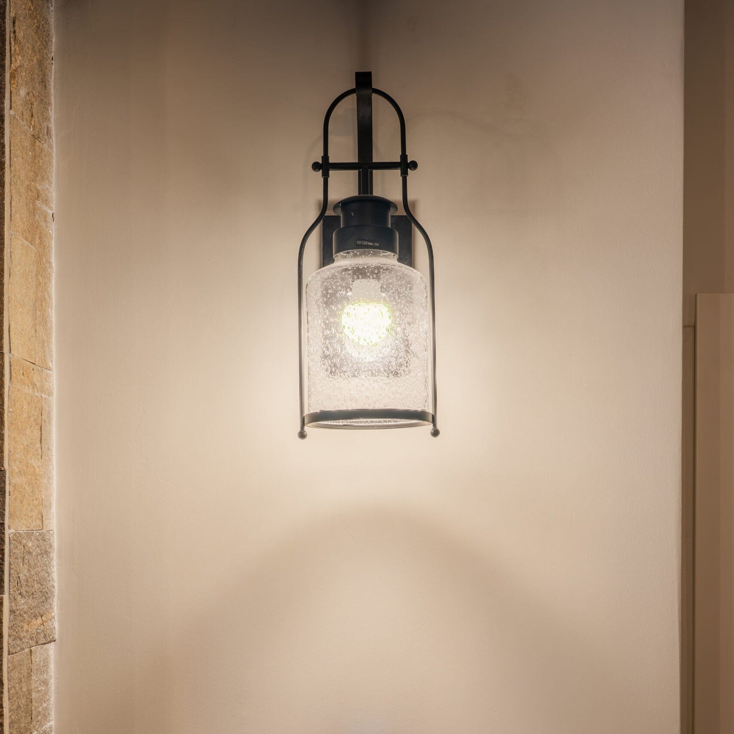 Cozy mountain escape for two near Sofia at Kuker Hut