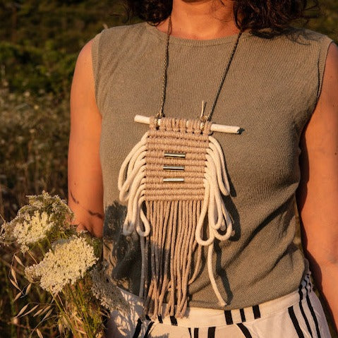 Make your own macrame necklace | 19 october