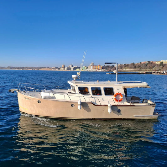 Morning, afternoon, or evening cruise on the Miss Melody motor yacht