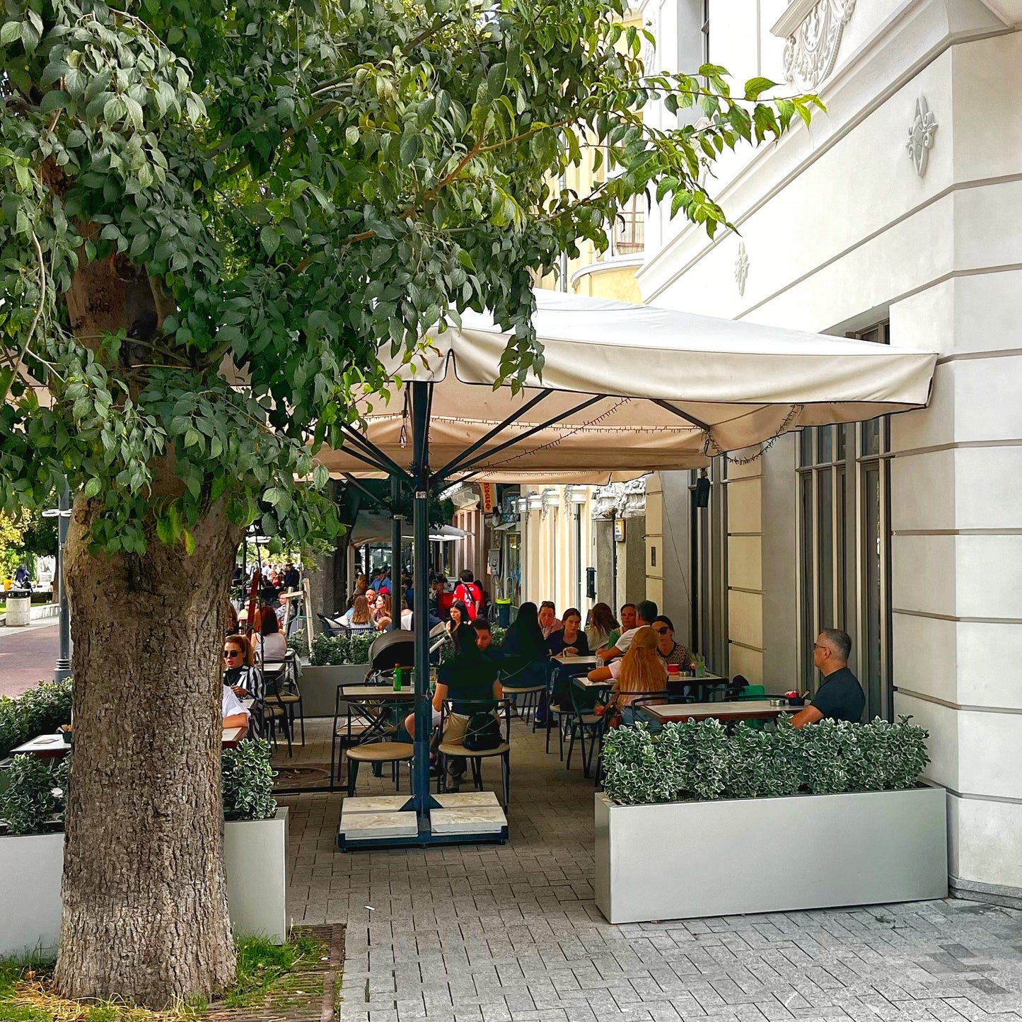 Sweet date for two at Nero pastry shop in Varna