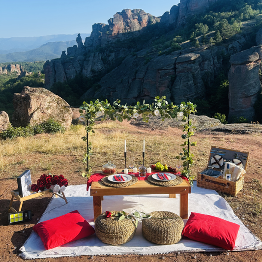 Picnic for two at Belogradchik rocks