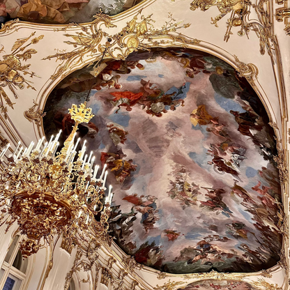 Vienna in all its splendor. 2 days for 2 in a 4-star hotel, a visit, dinner and a concert at Schönbrunn