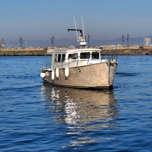 Morning, afternoon, or evening cruise on the Miss Melody motor yacht