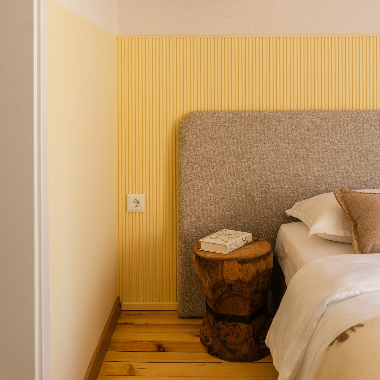 Cozy mountain escape for two near Sofia at Kuker Hut