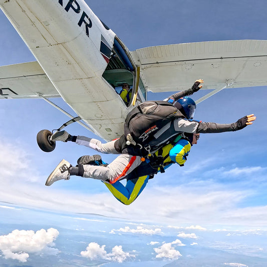 Tandem skydiving. Ihtiman airport
