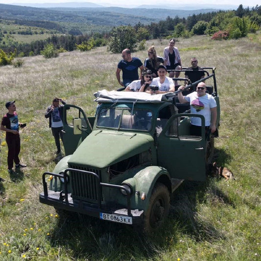 Exclusive tour with a specially modified gaz - 63 off-road bus. Veliko Tarnovo and Arbanassi