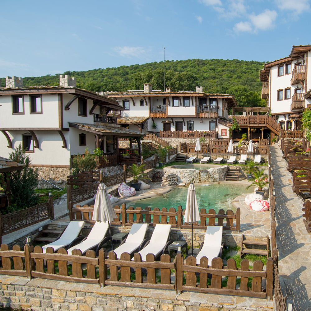 The emotion of the old houses - With an overnight stay and pottery lesson