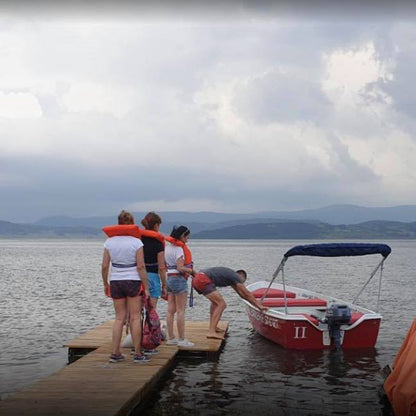 Jet rent or boat tour at Batak dam
