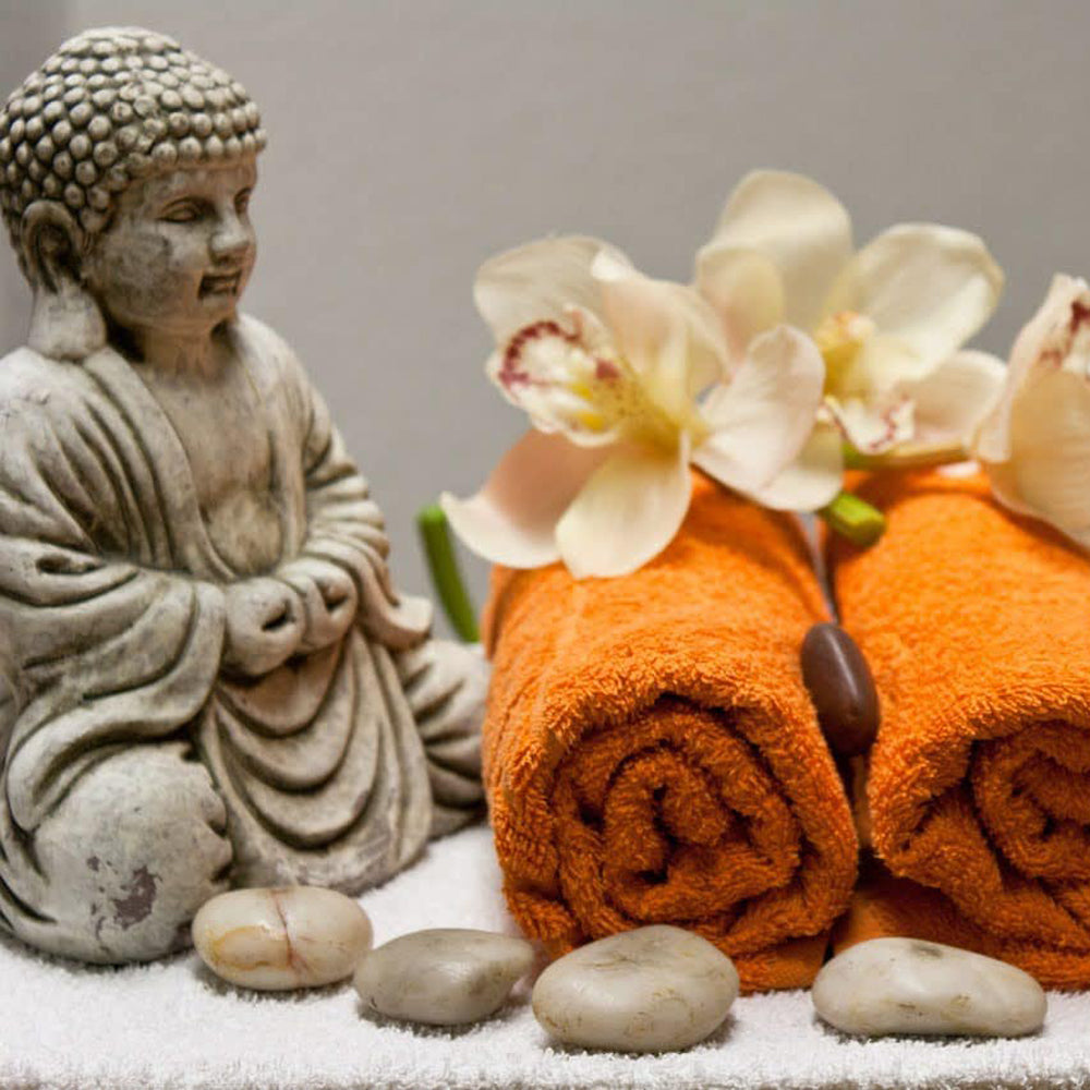 Traditional Thai massage with oils - Body and Mind balance