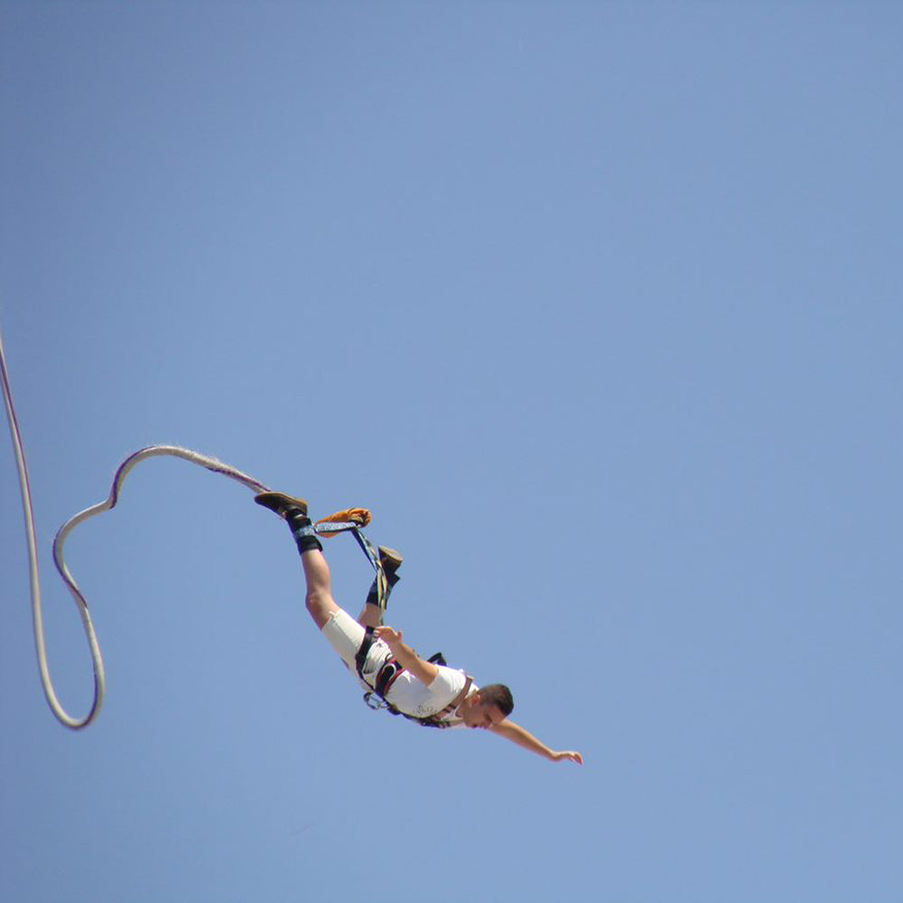 Bungee jump from warm air balloon - Individual or Tandem. Plovdiv or Prhodna cave