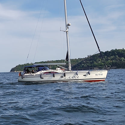 Have a party, sail, have fun and explore with friends. For up to 8 people