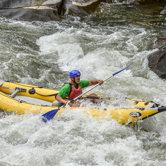 Combine kayaking, canyoning and zipline in Kresna. Flip your day.