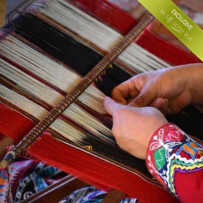 Workshop on weaving in the valley of roses with coffee tasting